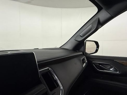 Used 2021 Chevrolet Tahoe Premier w/ Premium Package RWD image 19