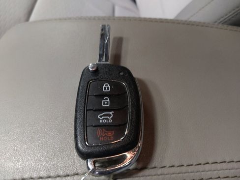 Used 2019 Hyundai Tucson SE FWD image 32