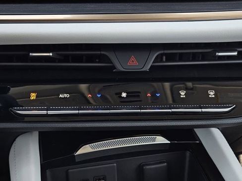 New 2026 Buick Envision Avenir image 15