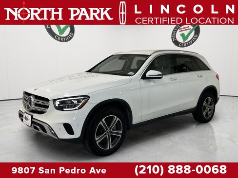 Used 2022 Mercedes-Benz GLC 300 4MATIC image 1