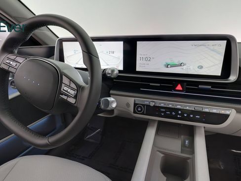 Used 2025 Hyundai Ioniq 6 SEL RWD image 25