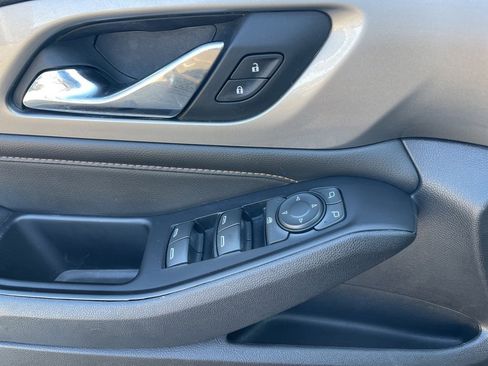 Used 2018 Chevrolet Traverse LT w/ LPO, Floor Liner Package image 33