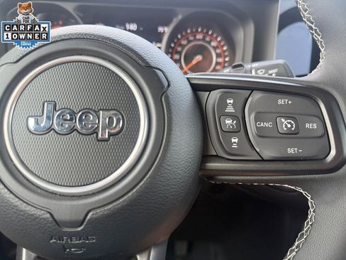 Certified 2025 Jeep Wrangler Sport S image 26