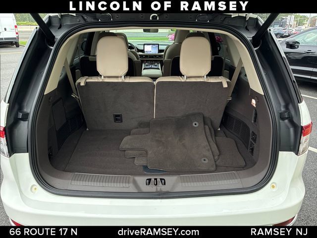 Used 2024 Lincoln Aviator Reserve w/ Equipment Group 201A AWD/4WD image 6