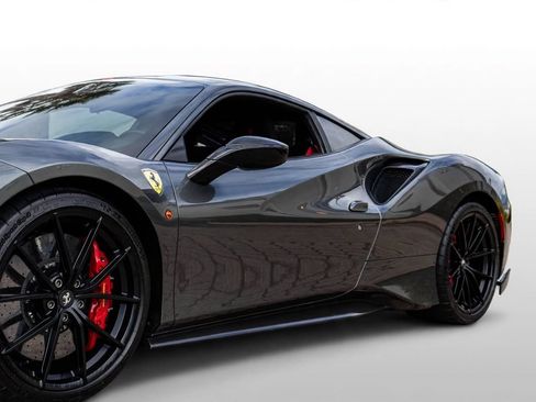 Certified 2019 Ferrari 488 Pista Coupe RWD image 31
