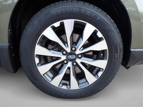 Used 2015 Subaru Outback 2.5i Limited AWD/4WD image 7