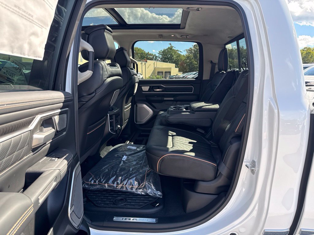 New 2027 RAM 1500 Tungsten w/ Trailer Tow Group AWD/4WD image 23