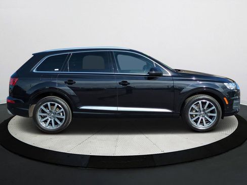 Used 2019 Audi Q7 3.0T Prestige w/ Prestige Package image 3