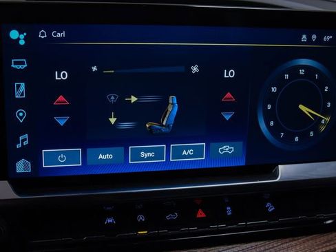 Used 2023 Chevrolet Silverado 1500 LT Trail Boss w/ Protection Package AWD/4WD image 20