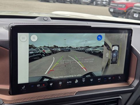 New 2025 Ford Bronco Sport Outer Banks w/ Outer Banks Tech Package+ image 13