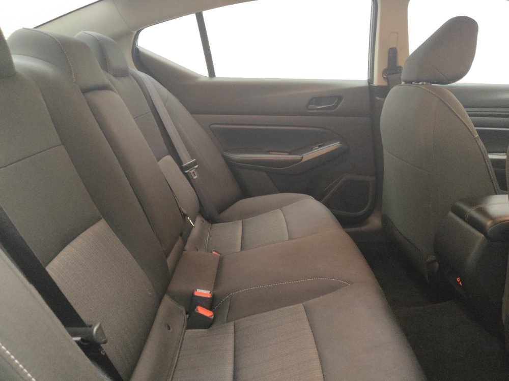 Used 2024 Nissan Altima 2.5 SV AWD/4WD image 19