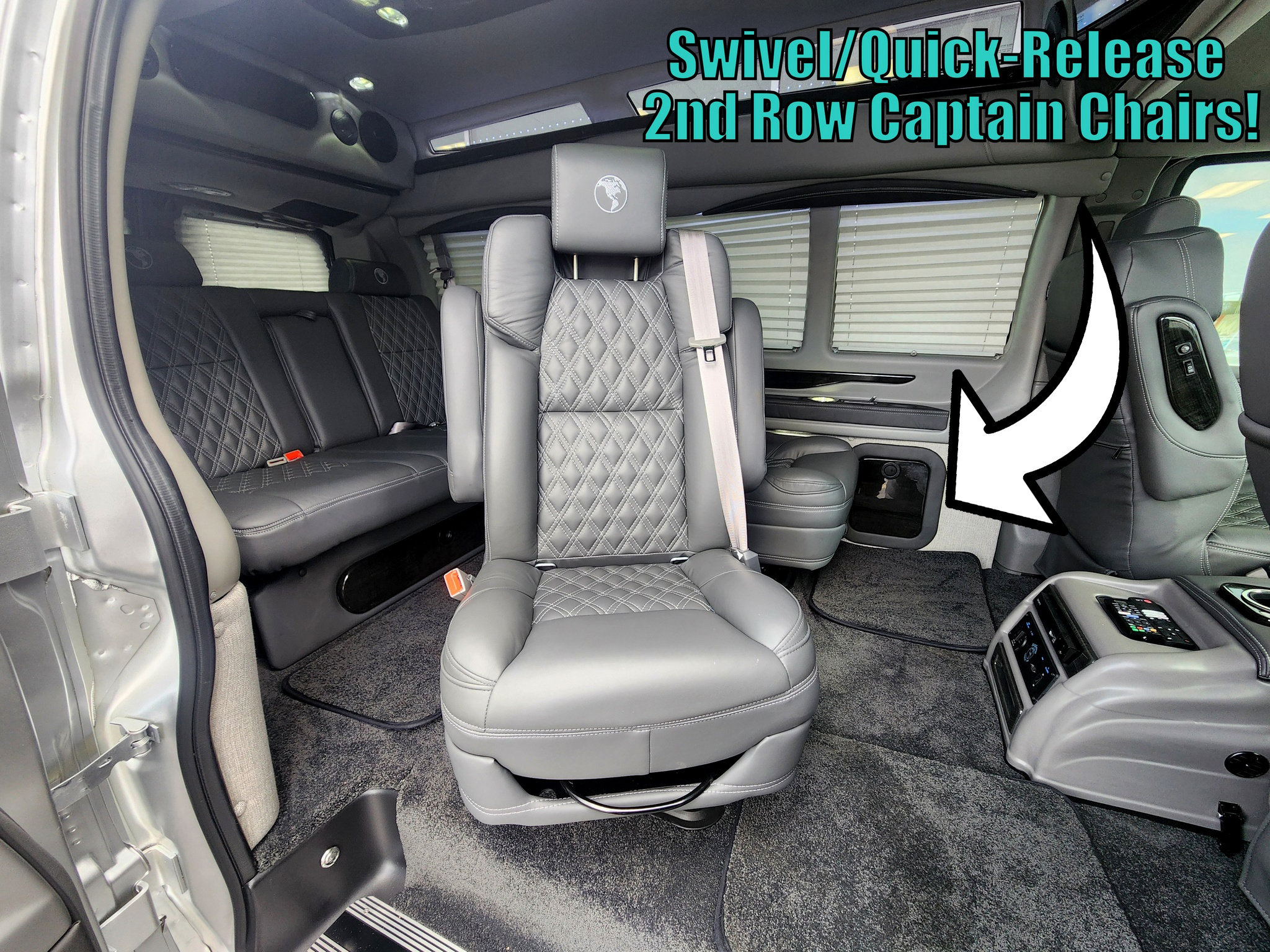 Used 2026 Chevrolet Express 2500 w/ Driver Convenience Package RWD image 24