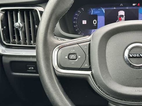 Used 2024 Volvo S60 B5 Core w/ Climate Package FWD image 9