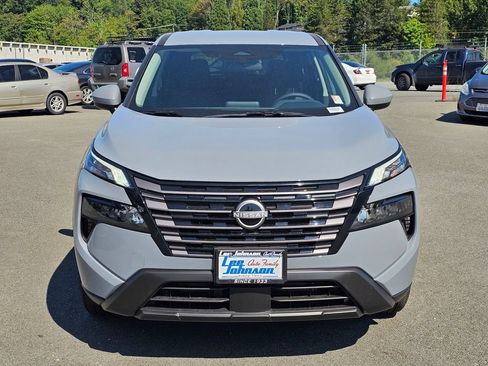 New 2026 Nissan Rogue SV w/ Cold Weather Package AWD/4WD image 8