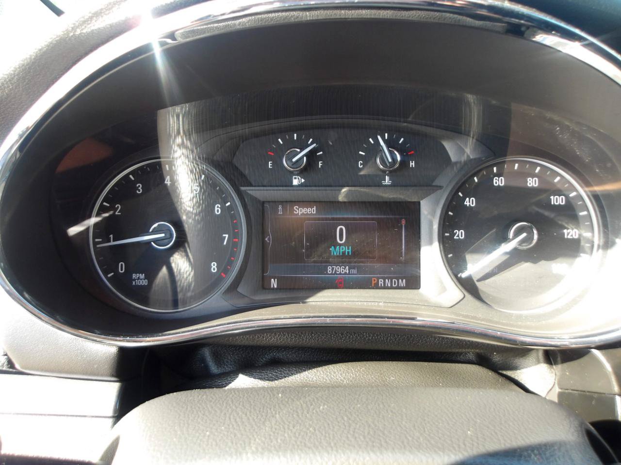 Used 2021 Buick Encore Preferred AWD/4WD image 21