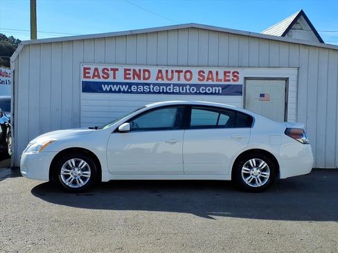 Used 2010 Nissan Altima 2.5 S w/ Convenience Pkg image 2