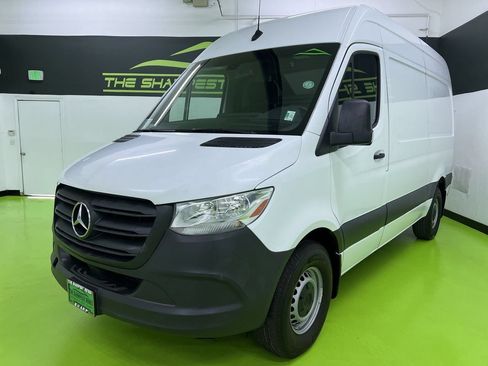 Used 2021 Mercedes-Benz Sprinter 2500 image 5