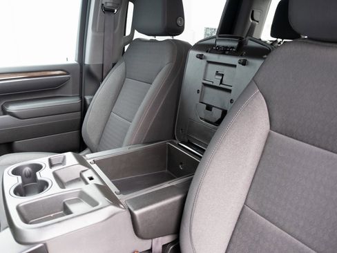 Used 2024 Chevrolet Silverado 3500 LT image 8