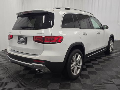 Used 2023 Mercedes-Benz GLB 250 4MATIC w/ Premium Package image 6