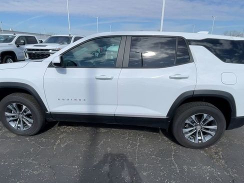 New 2026 Chevrolet Equinox LT w/ LPO, Floor Liner Package image 7