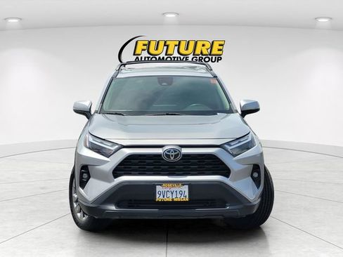 Used 2022 Toyota RAV4 XLE Premium FWD image 2