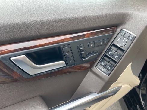 Used 2014 Mercedes-Benz GLK 350 4MATIC image 24