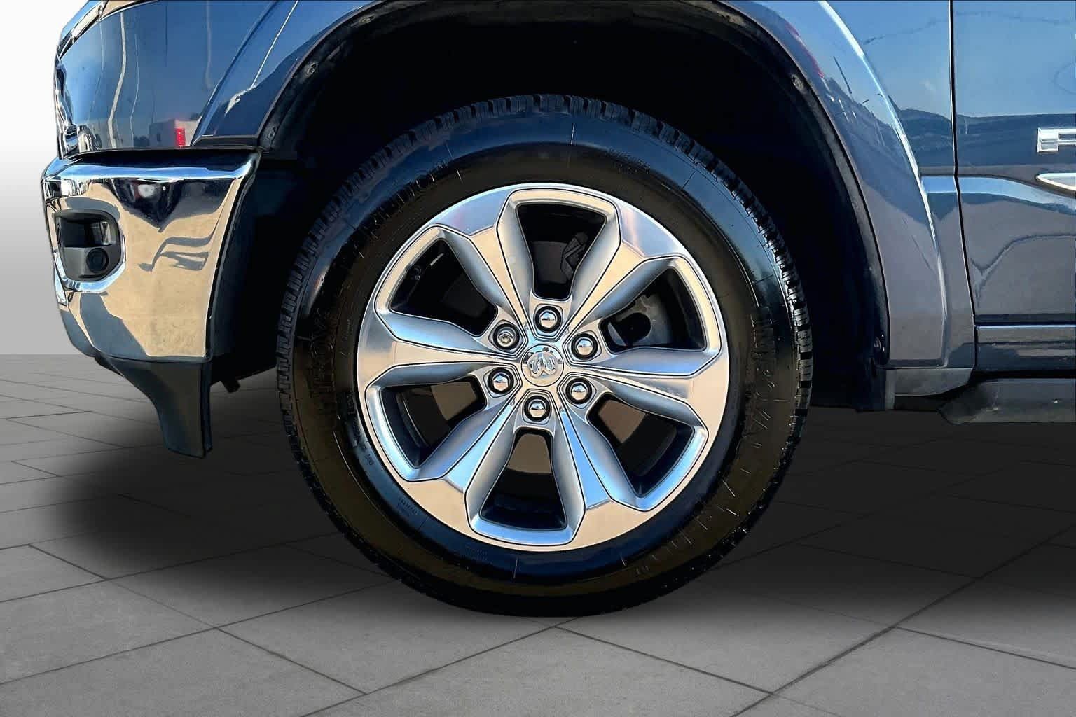 Used 2022 RAM 1500 Limited RWD image 11