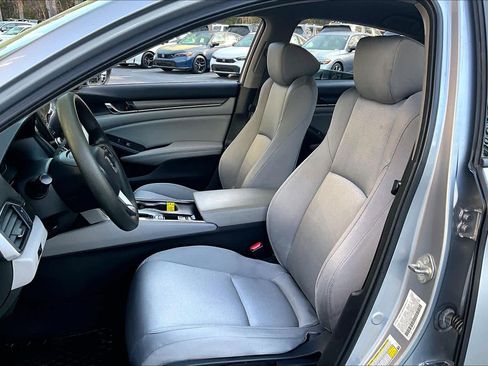 Used 2020 Honda Accord LX image 7