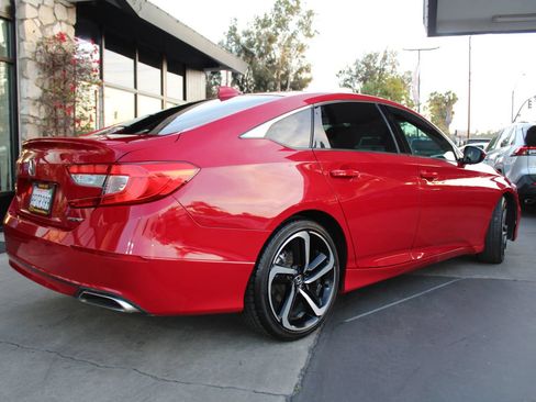 Used 2020 Honda Accord Sport image 5