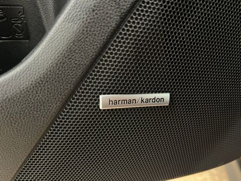 Used 2025 Subaru Crosstrek 2.5i Limited w/ Crosstrek Mirror Package image 27