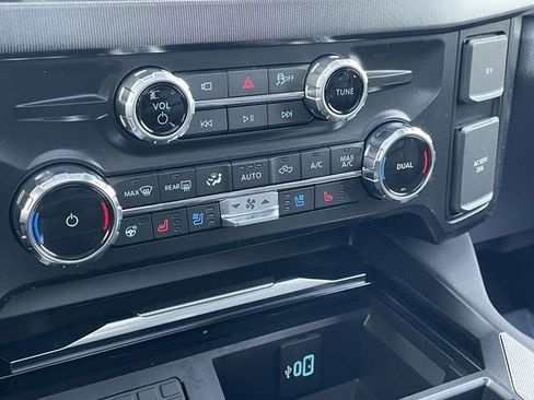 New 2026 Ford F250 Platinum AWD/4WD image 9
