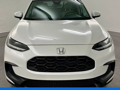 Certified 2026 Honda HR-V LX image 2