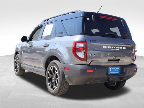 Certified 2025 Ford Bronco Sport Outer Banks w/ Outer Banks Tech Package+ AWD/4WD image 4