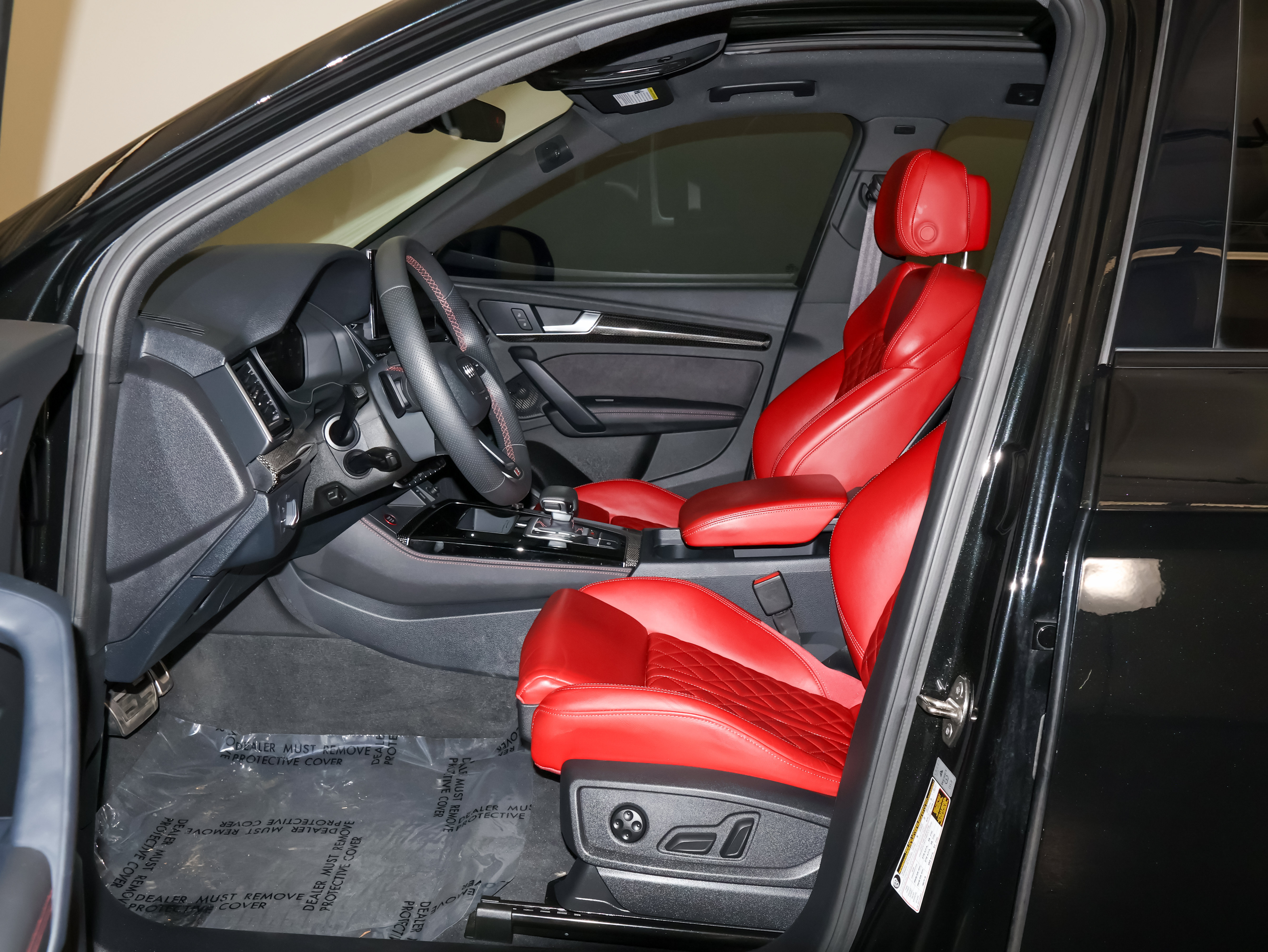 Used 2023 Audi SQ5 Premium Plus w/ Premium Plus Package AWD/4WD image 14