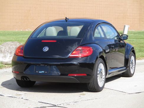 Used 2015 Volkswagen Beetle 1.8T FWD image 89