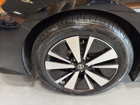 Used 2020 Nissan Altima 2.5 SL AWD/4WD image 9