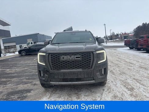 Used 2024 GMC Yukon XL Denali Ultimate image 3