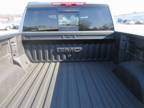 New 2026 GMC Sierra 1500 AT4 image 7