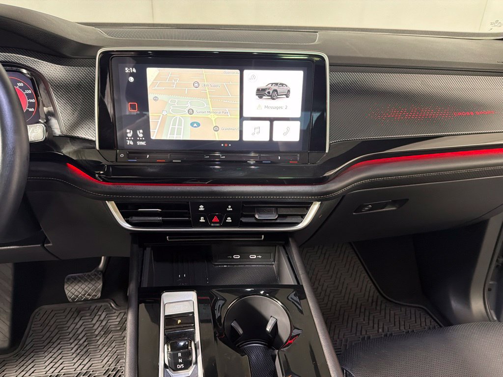 Certified 2025 Volkswagen Atlas Cross Sport SEL AWD/4WD image 15