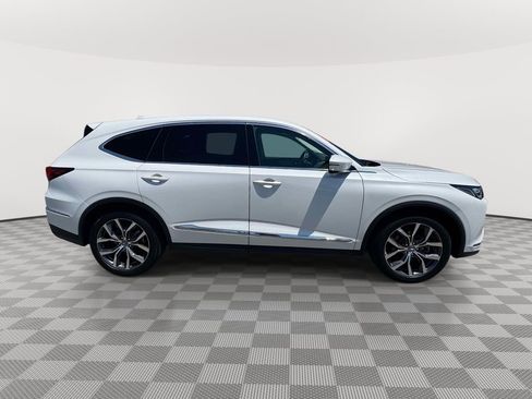 Used 2023 Acura MDX SH-AWD w/ Technology Package image 4
