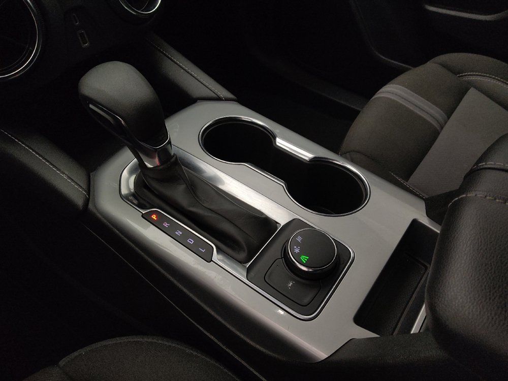Used 2025 Chevrolet Blazer LT FWD image 26