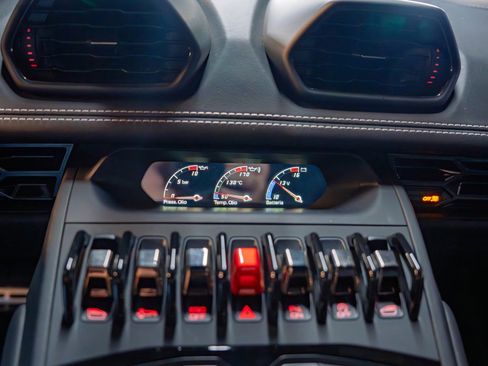 Used 2018 Lamborghini Huracan LP 580-2 image 22