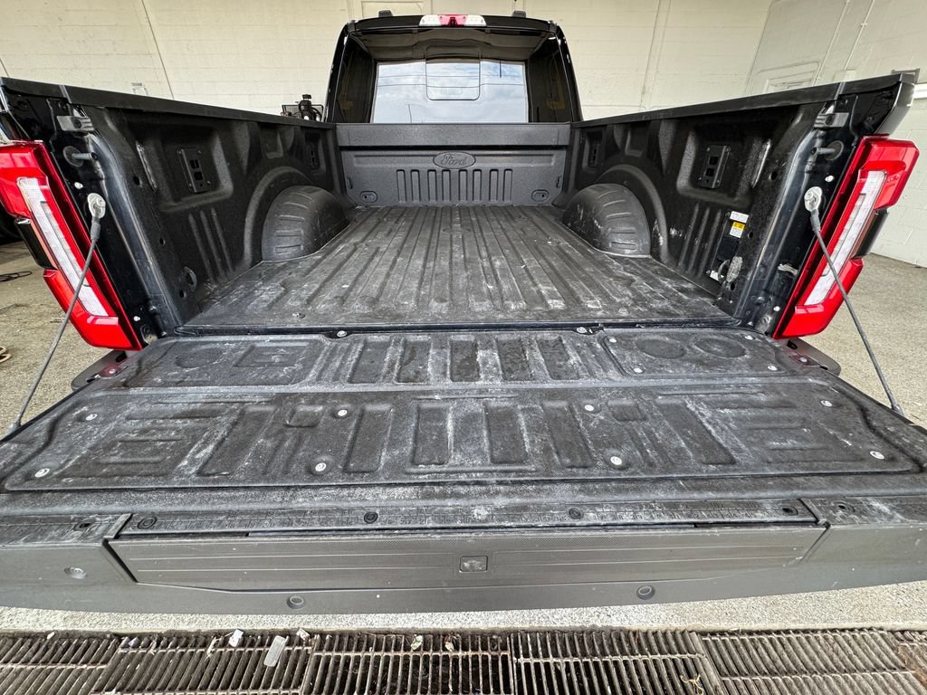 Used 2024 Ford F250 Platinum AWD/4WD image 22
