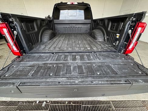 Used 2024 Ford F250 Platinum AWD/4WD image 22