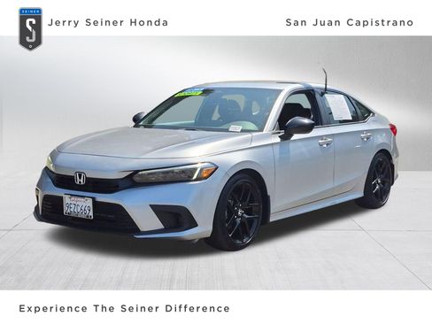 Used 2023 Honda Civic Sport image 1