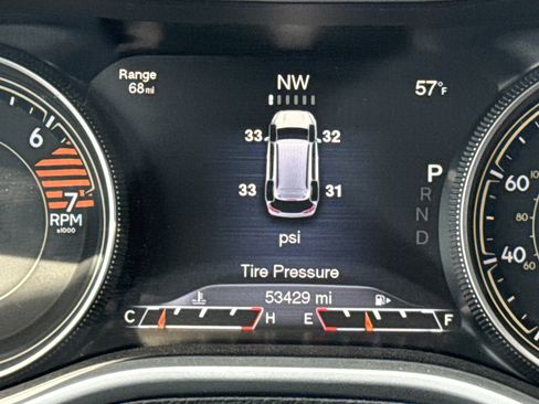 Used 2017 Jeep Cherokee Limited image 20