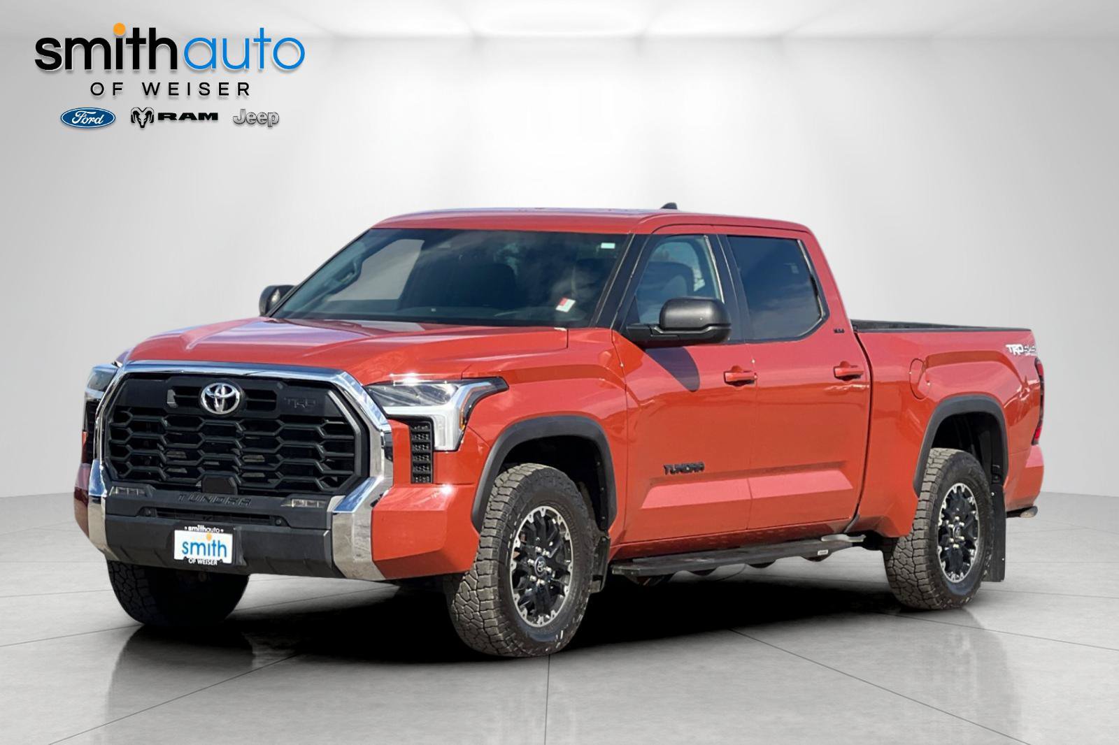 Used 2025 Toyota Tundra SR5 w/ TRD Off-Road Package AWD/4WD image 9