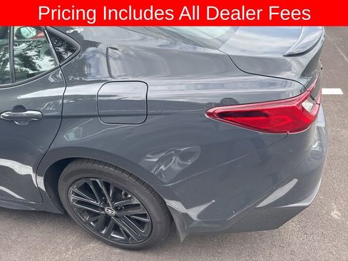 Used 2025 Toyota Camry SE FWD image 7
