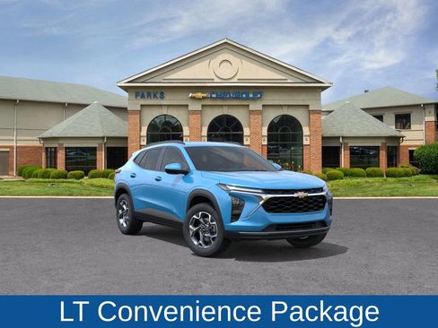 New 2026 Chevrolet Trax LT image 2