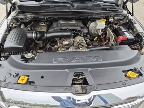 Used 2019 RAM 1500 Big Horn AWD/4WD image 24